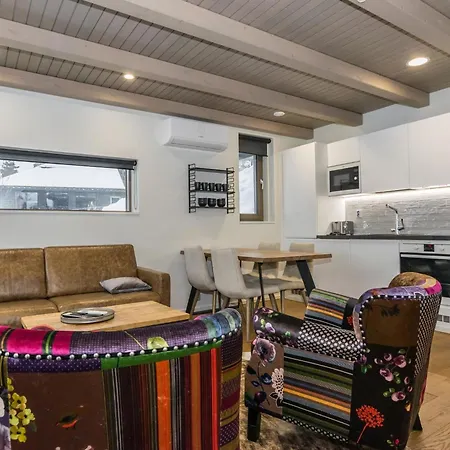 Naava 101 By Interhome